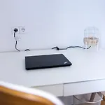 Business Design Apartment - Workspace & Kitchen - Messe Dus 아파트