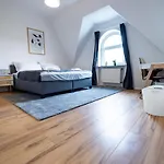 Apartment Business Design-apartment - 55qm, Kueche & Arbeitsplatz - By Lott Living Duisburg